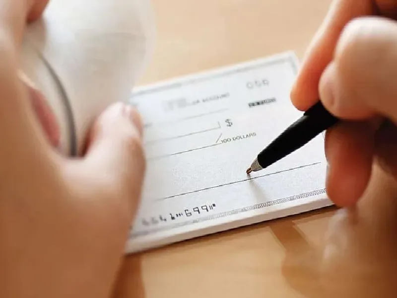 تحصيل الديون ومتابعتها على المستودى الميداني